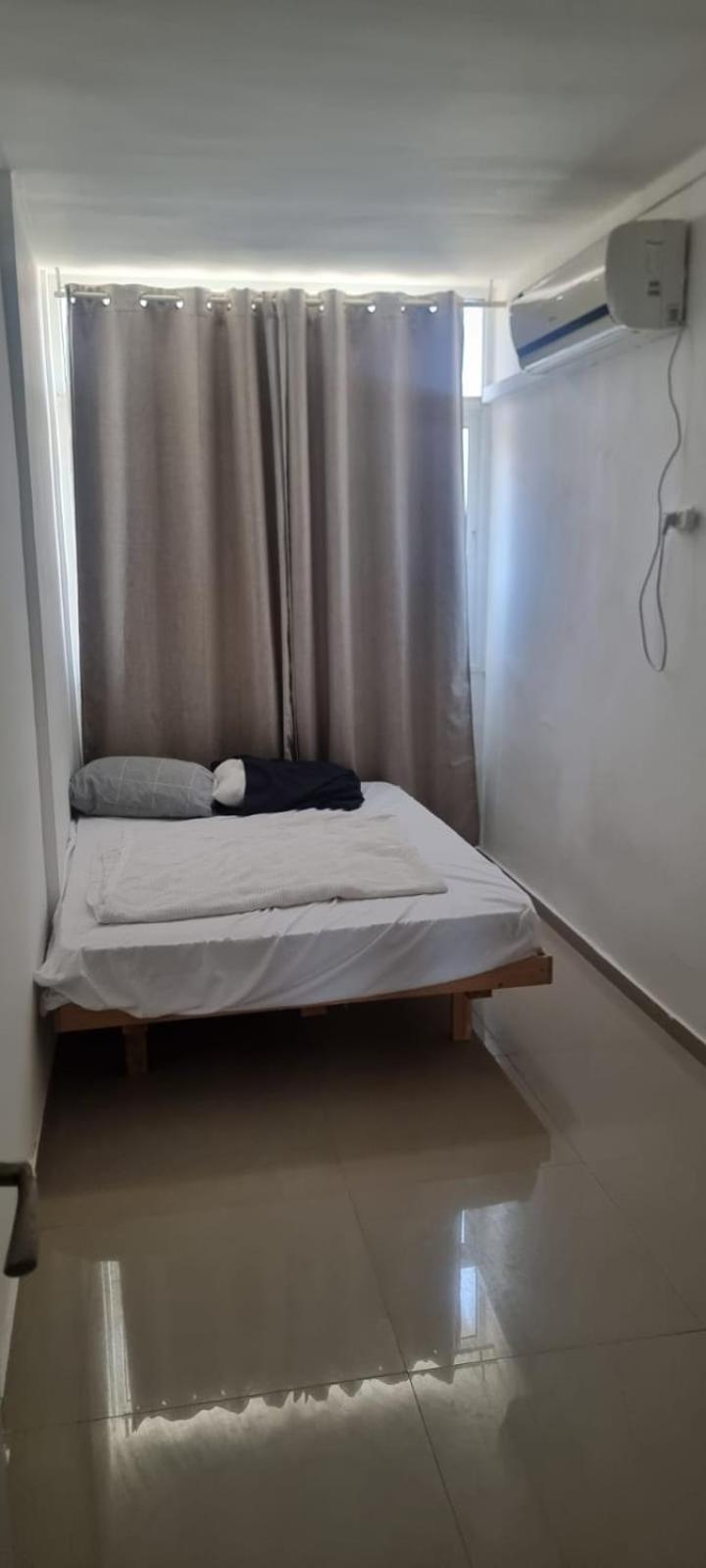 בית הנפלא ברחוב ברמן เอลัต ภายนอก รูปภาพ